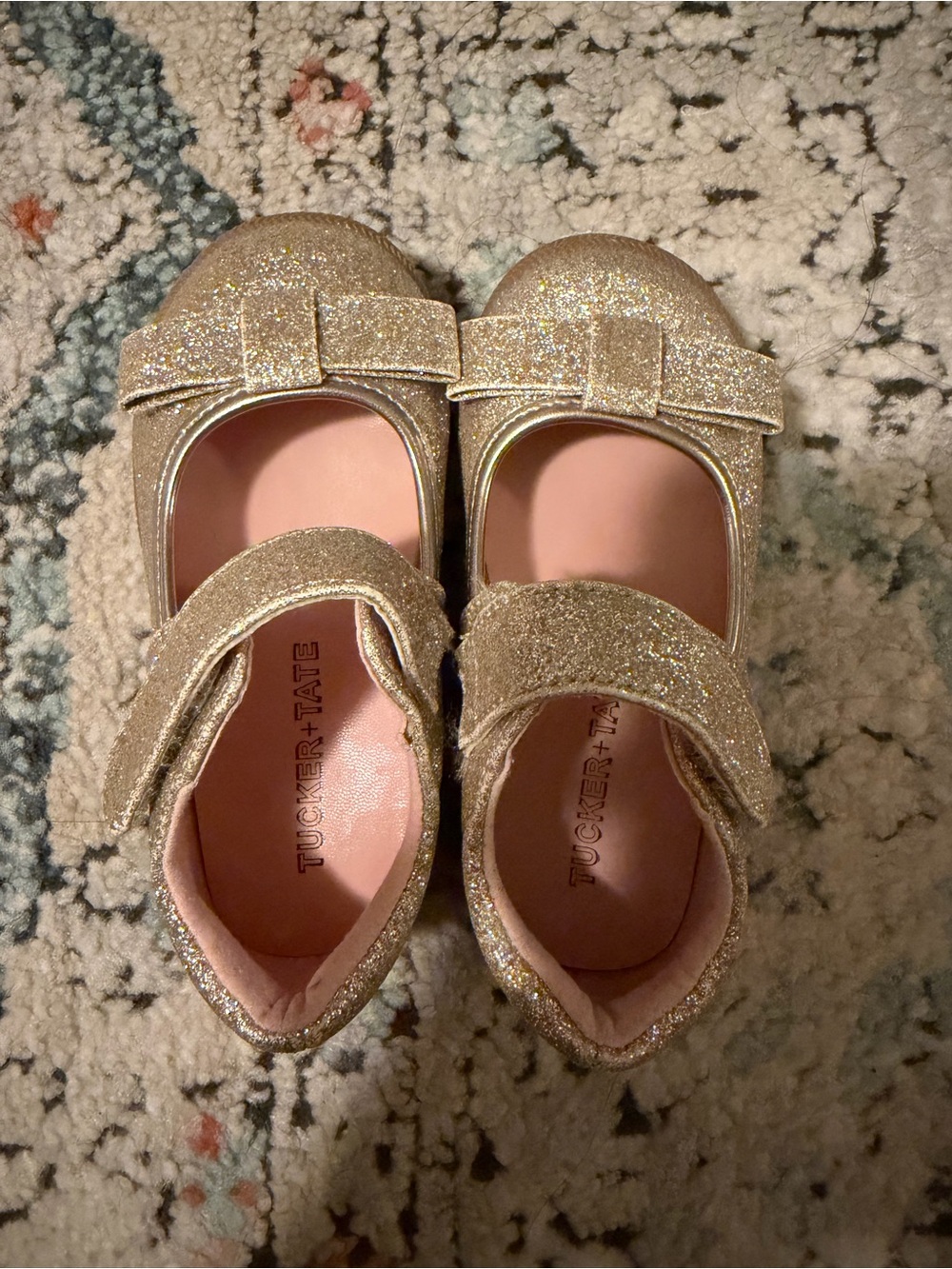Tucker + Tate Pink Lined Gold Glitter Mary Janes for Kids NWOT never worn size 6